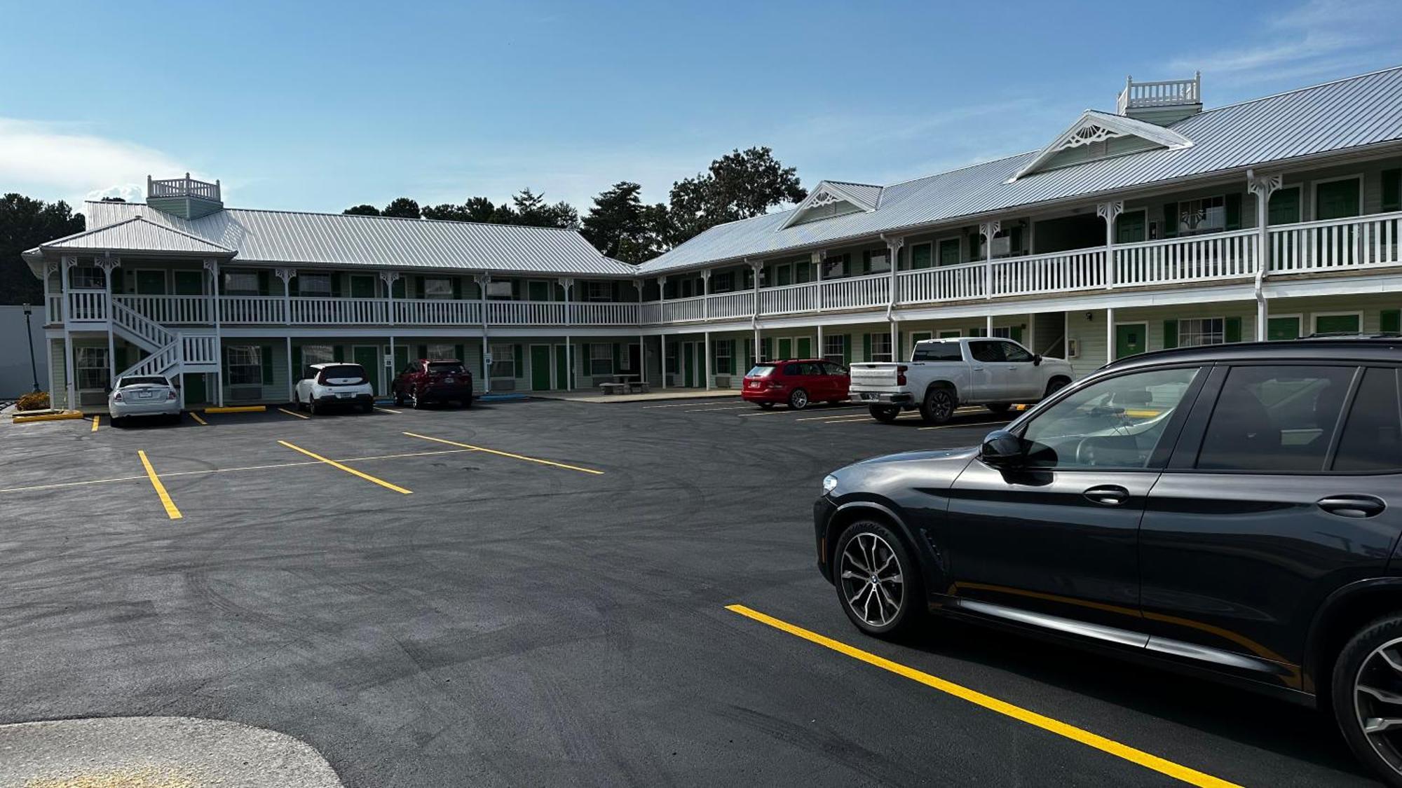 Key West Inn - Chatsworth Ngoại thất bức ảnh