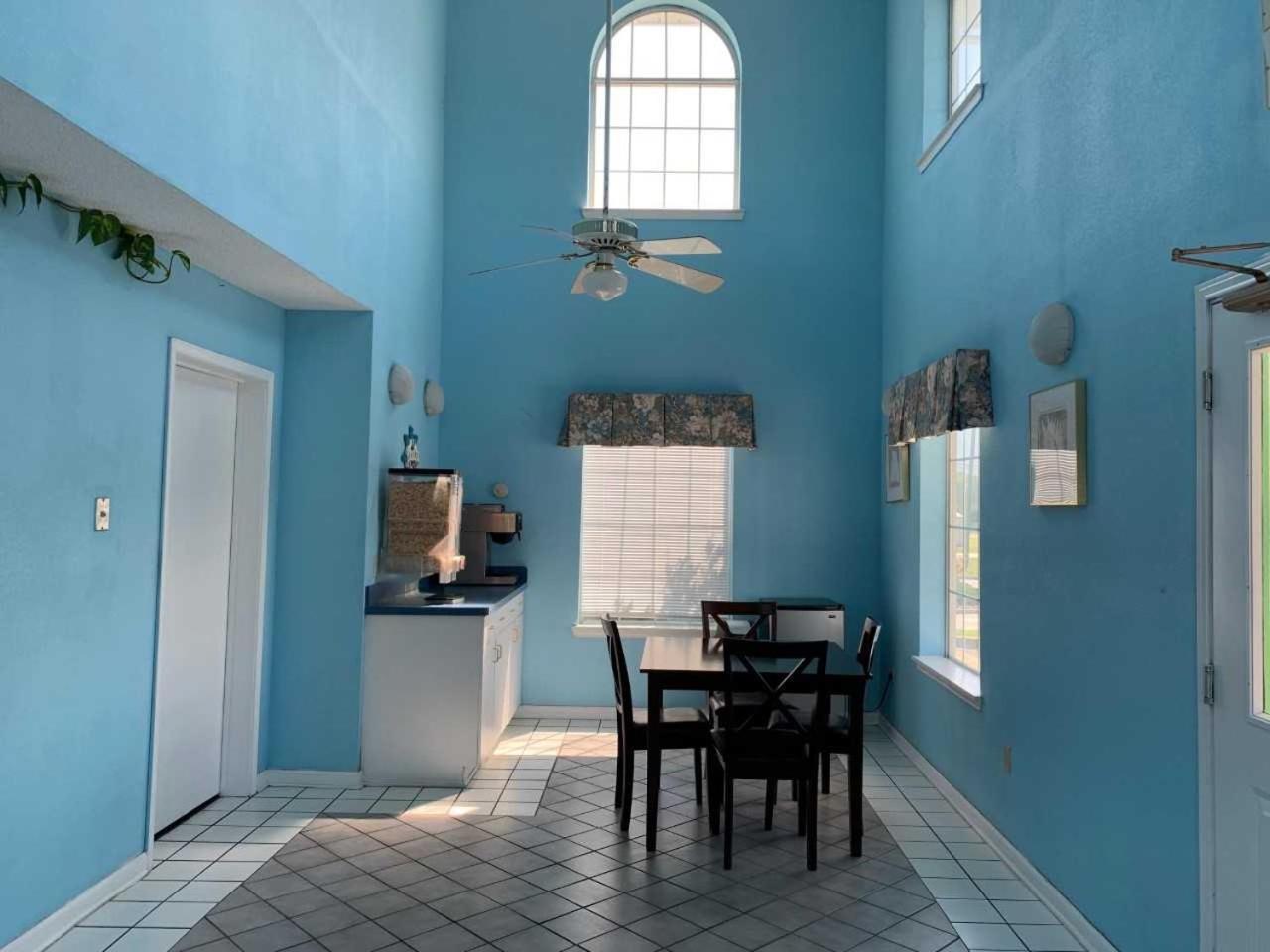 Key West Inn - Chatsworth Ngoại thất bức ảnh