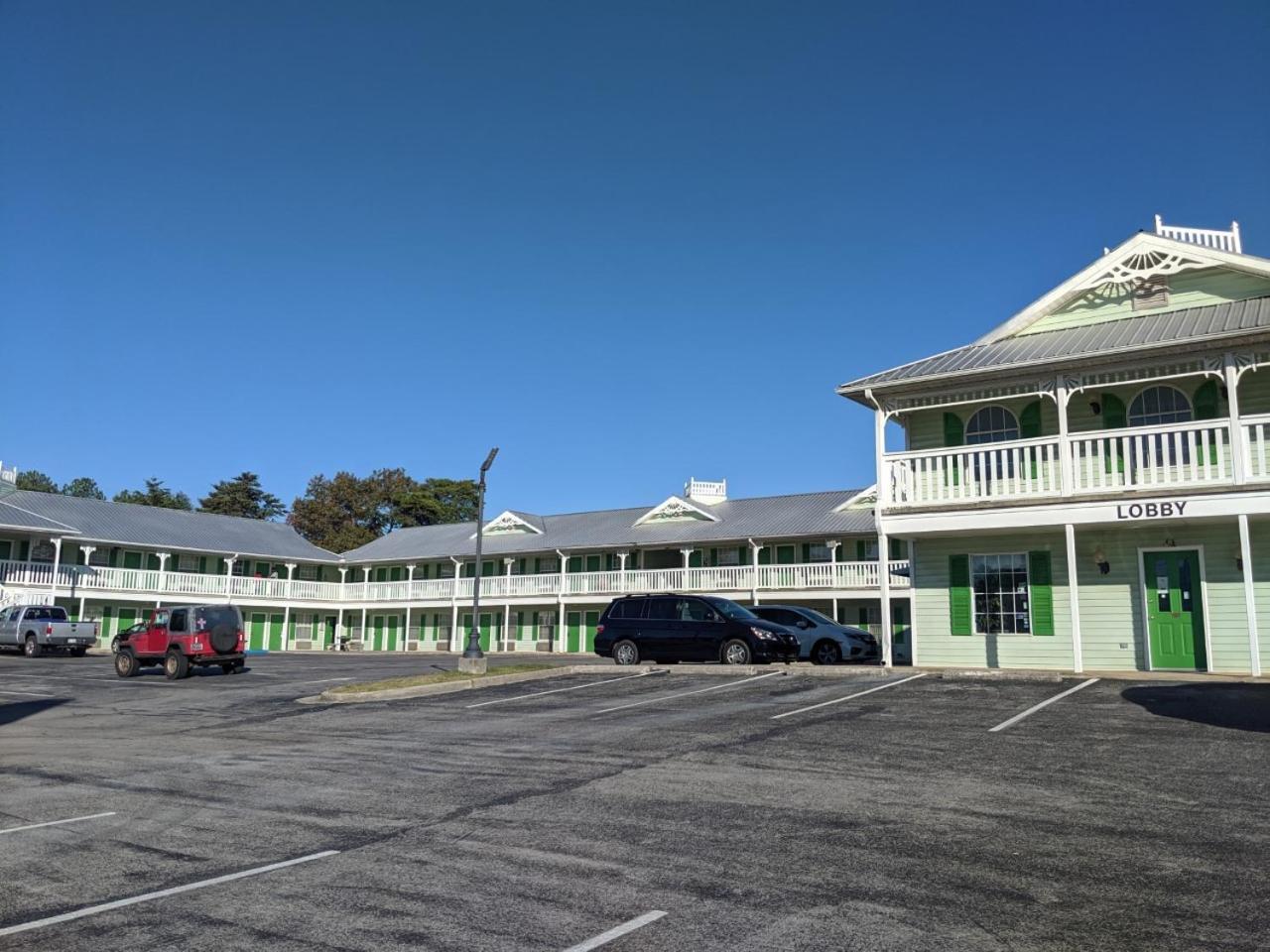 Key West Inn - Chatsworth Ngoại thất bức ảnh